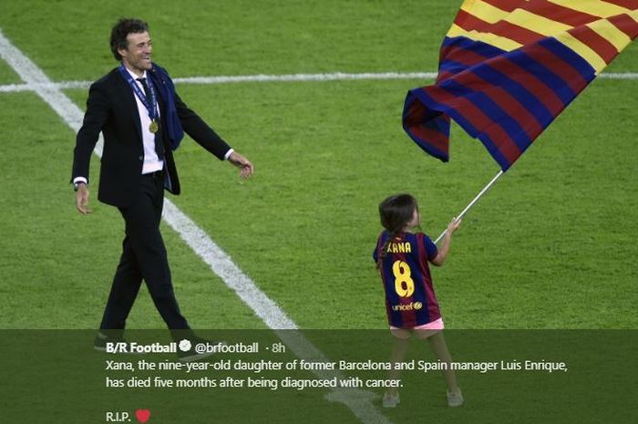 Luis Enrique dan putrinya, Xana, saat merayakan kesuksesan Barcelona.