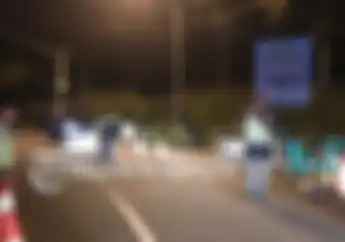Ngeri! Detik-detik Longsor Dahsyat di Jalur Ciloto Puncak, Bikers Wajib Waspada