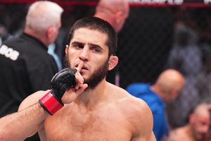 Islam Makhachev Kena Dampak Kemenangan KO Ilia Topuria di UFC 317,  Dituding Pengecut