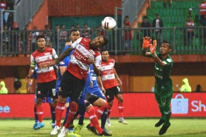 Suasana laga antara Madura United kontra Persiraja Banda Aceh di pekan kedua Shopee Liga 1 2020.