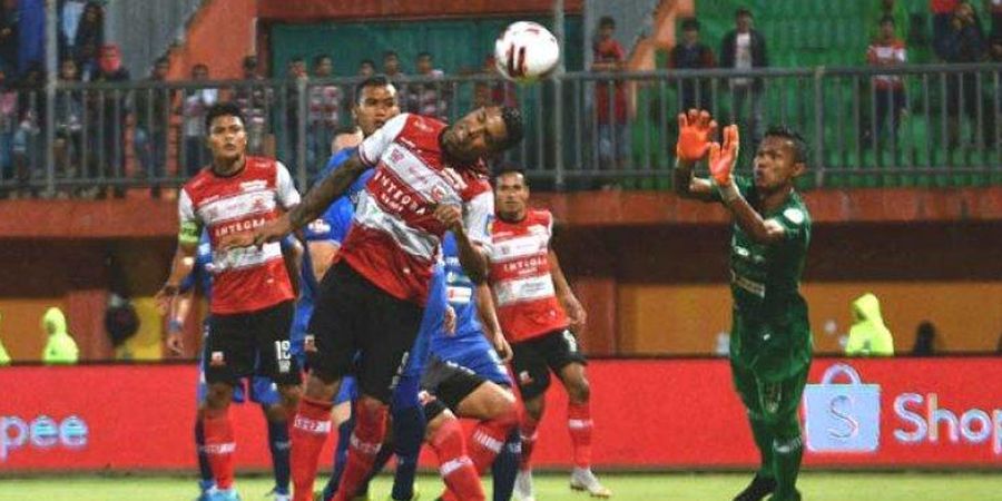 Tak Cuma Persis Solo, Kiper Persiraja Juga Diminati Klub Lain