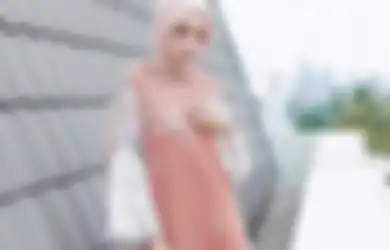5 Model Tunik Lebaran Manis ala Selebgram Hamidah Rachmayanti. Modis!