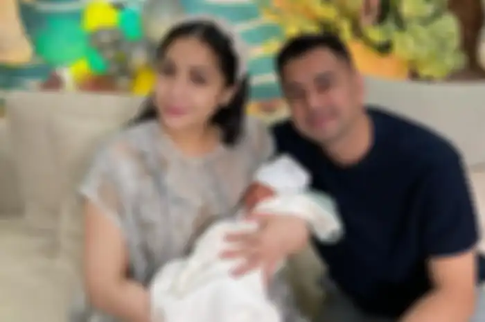 Arti nama Rayyanza Malik Ahmad memiliki makna yang indah dan gagah.