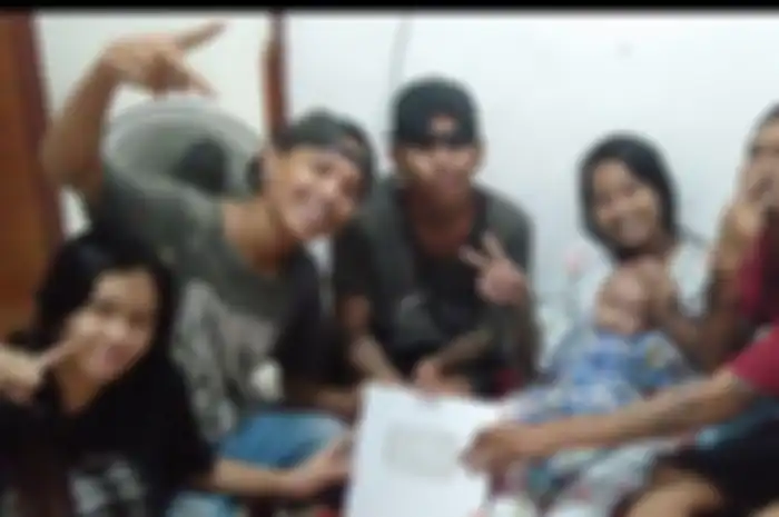 Suara Anarki dan penghargaan mereka dari YouTube