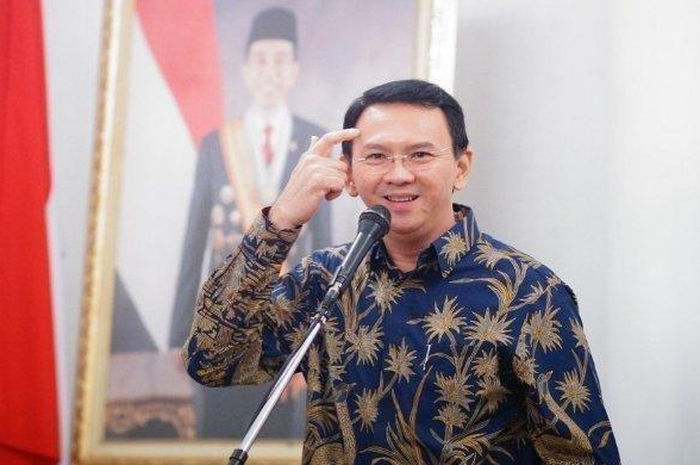 Begini respons Ahok saat melihat namanya muncul di survei Pilgub DKI Jakarta.