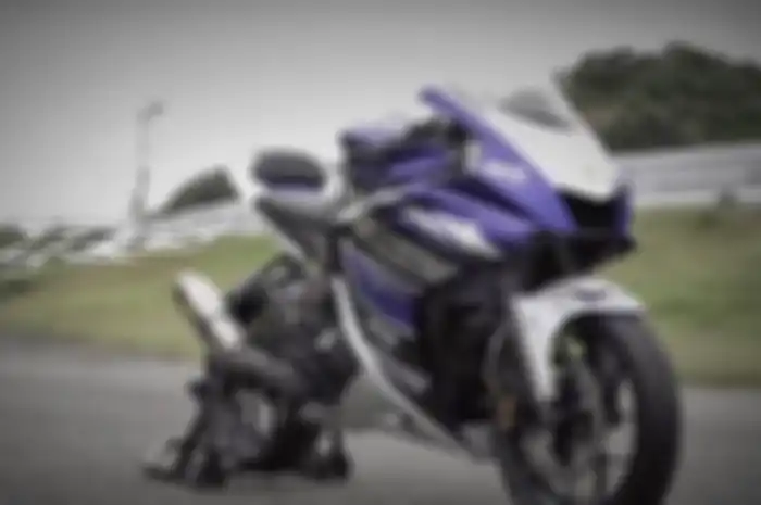 Yamaha R25 versi konsep yang diperkenalkan tahun 2013