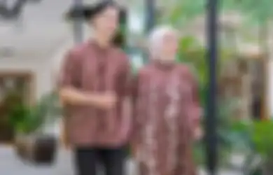 5 Baju Lebaran Couple 2024 di Shopee. Biar Kompak Sama Si Doi!