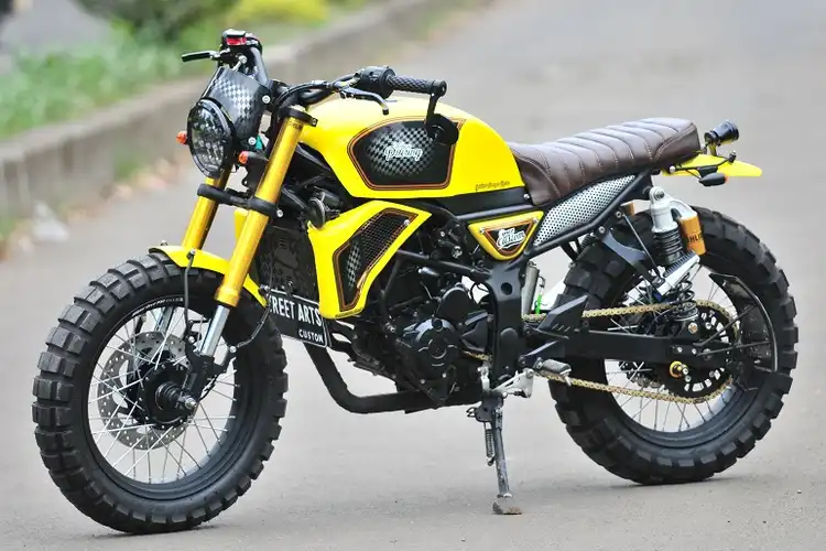 Edan Motor Kawasaki Ninja RR Mono Berubah Total Jadi Scrambler