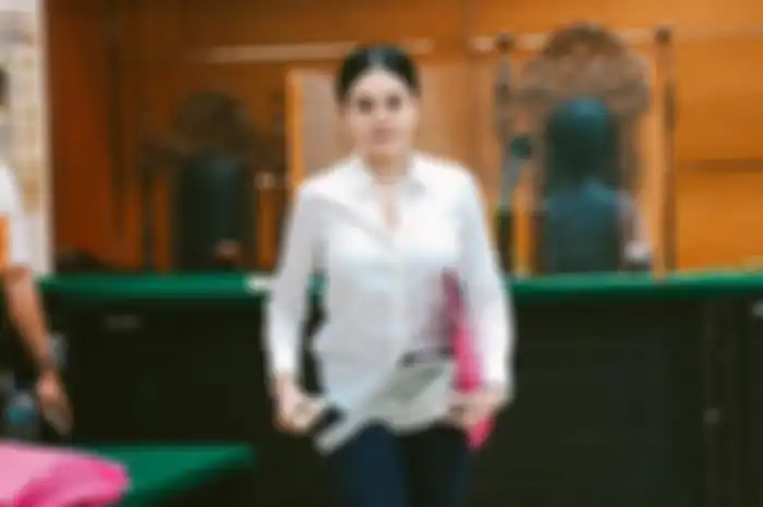 Potret penampilan Nikita Mirzani saat dinyatakan bebas.