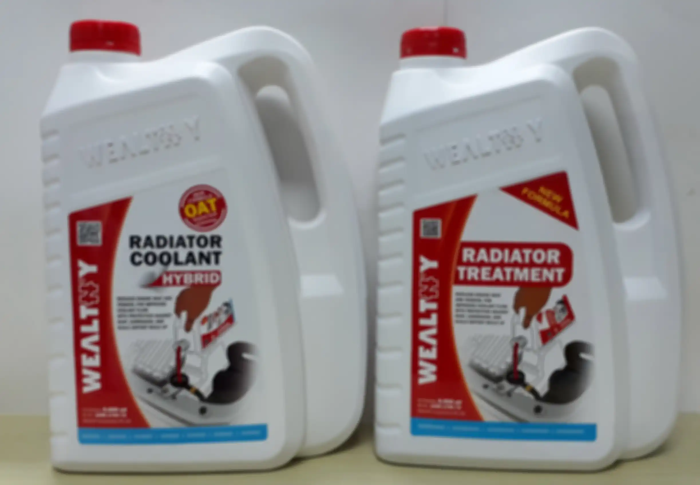 Mayoritas coolant berwarna merah atau hijau
