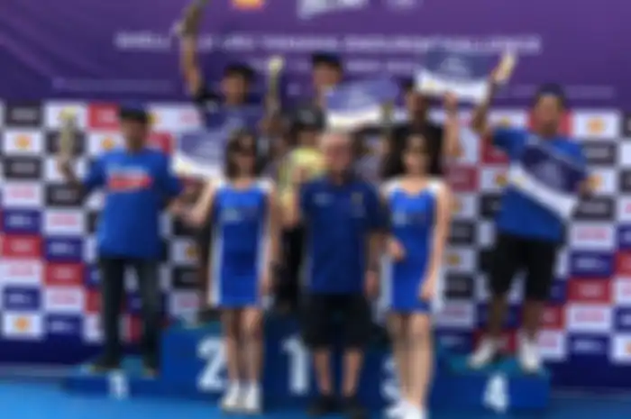 Pemenang balap Shell Blu cRU Yamaha Enduro Challenge