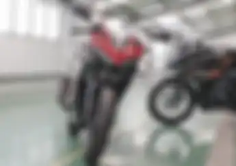 Dilengkapi Preload Adjuster, Bisa Enggak Ya Sok Depan Honda CBR150R Dipasang di Motor Lain?