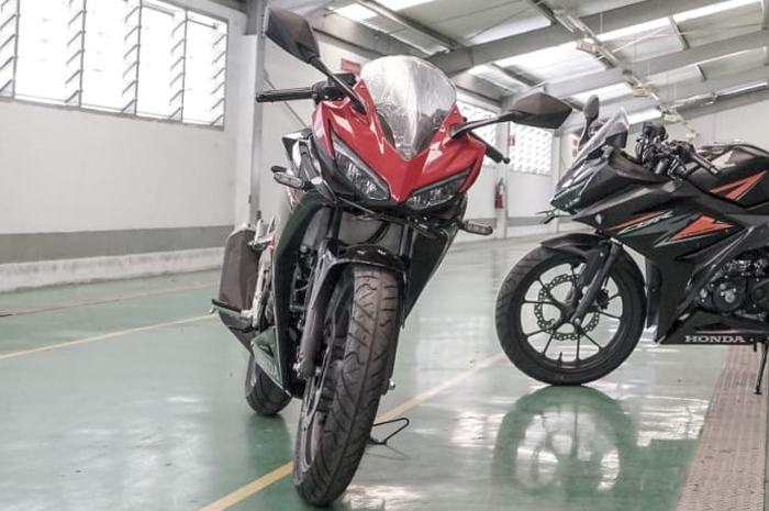 New Honda CBR150R berubah di bagian depan