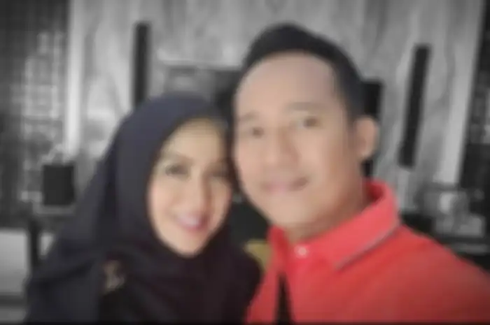 Kenang Peliknya Masa Lalu Bersama Denny Cagur, Santy Berlinang Air Mata Ceritakan Perjuangan Beratnya Menyambung Hidup: Besok Kita Mau Makan Apa