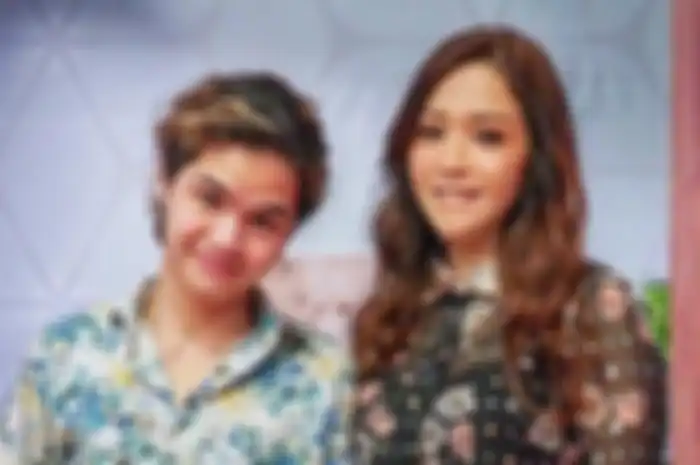 Maia Estianty bersama Dul Jaelani