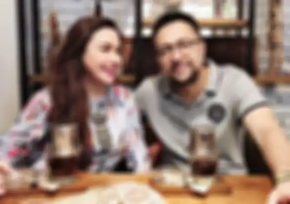 Nia Zulkarnaen dan Ari Sihasale