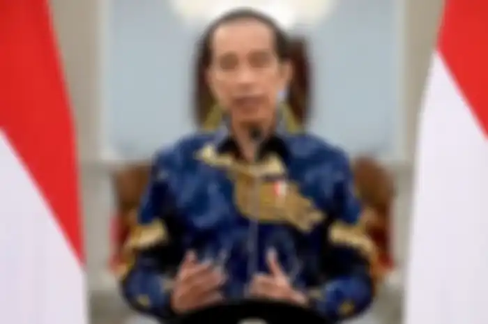 Jokowi perpanjang PPKM Darurat.