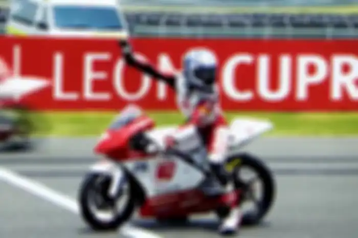 Mario Suryo Aji mengalami masalah saat start di warm-up lap