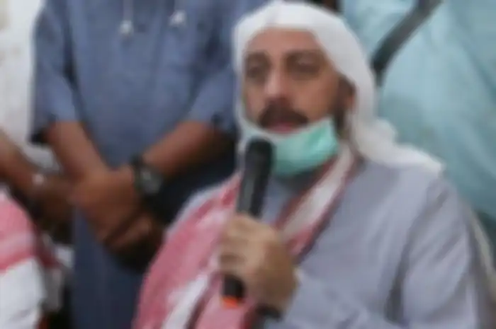 Syekh Ali Jaber Meninggal Dunia dalam Kondisi Ditidurkan, Sempat Jalani Rangkaian Perawatan Paru-paru Usai Dinyatakan Negatif Covid-19  