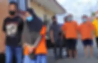 Modusnya Daftarkan Anak ke Pesantren Tapi Malah Gasak 9 Motor, Emak-emak di Blitar Menunduk Terdiam Siasat Liciknya Terbongkar, Pelaku Cuma Ucapkan Hal Ini