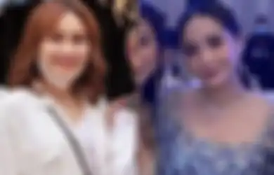 Gara-gara Kalung Berlian, Ayu Ting Ting Kembali Dituding Plagiat Gaya Nagita Slavina, Umi Kalsum: Maafin Ibu Upload Foto Ini
