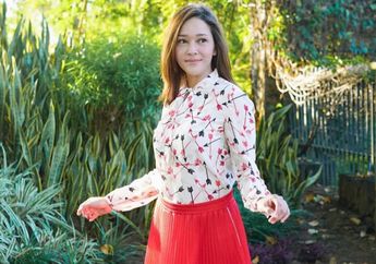 Raup Dana Rp 1,3 Miliar dalam Kurun Waktu 7 Hari untuk Donasi Corona, Maia Estianty Sukses Salurkan 10 Ribu Sarung Tangan dan 400 Sarung Tangan ke 10 Rumah Sakit di Jabodetabek