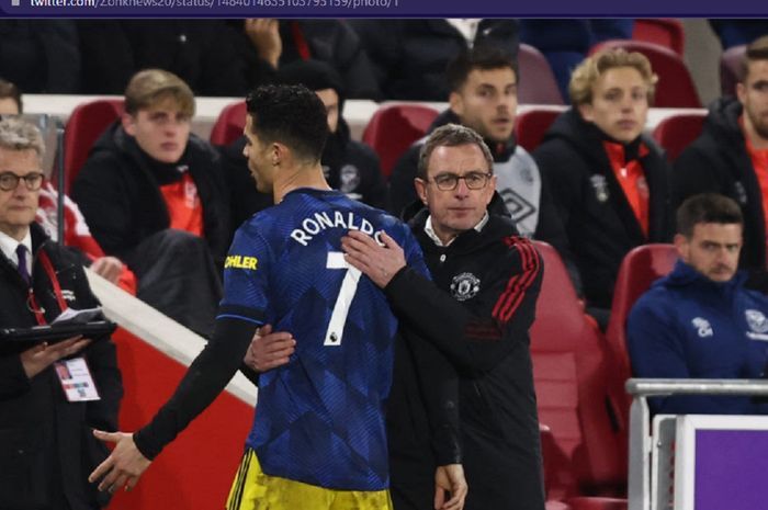 Pelatih Manchester United, Ralf Rangnick, santai dan tidak terbawa perasaan alias baper melihat Cristiano Ronaldo merespons keputusannya dengan amarah.