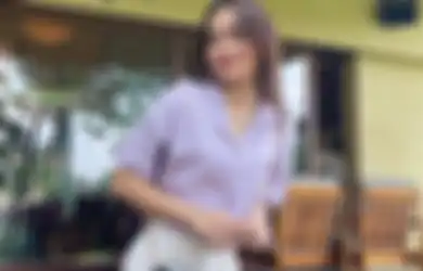Pakai Celana Putih, Ini 5 OOTD Anak Abimana Aryasatya, Satine Zaneta yang Kece Abis!