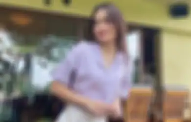 Pakai Celana Putih, Ini 5 OOTD Anak Abimana Aryasatya, Satine Zaneta yang Kece Abis!