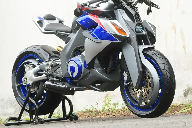 Melongo Lihat Modifikasi Motor Honda Tiger Jadi Robot Transformer