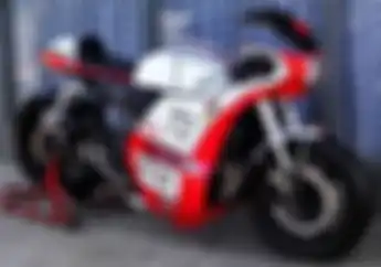 Buat Kopdar Sih Gak Malu-maluin,  Suzuki GSX-R 400 Dimodif Cafe Racer