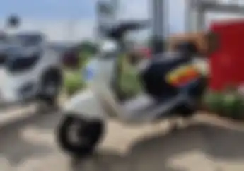 Ala Motor Pantai, Modifikasi Motor Listrik Viar Q1 Tambah Pernak-Pernik Makin Asyik