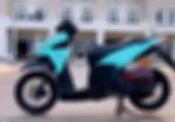 Ganti Warna dan Pasang Sok Ohlins, Honda Vario 150 Asal Vietnam Ini Mencuri Perhatian