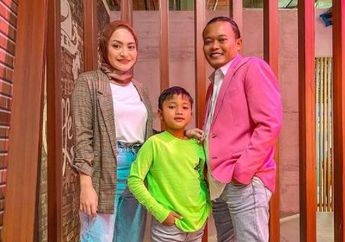 Dapat Wejangan Perihal Rumah Tangga, Nathalie Holscher Tak Bisa Berhenti Menangis di Depan Ustaz Maulana: Bimbing Aku Ya Allah...