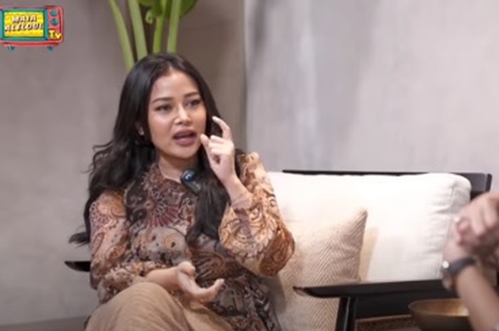 Mutia Ayu hadir di kanal YouTube Maia Estianty