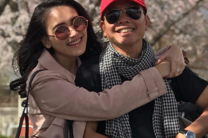 Ayu Ting Ting dan Ayah Rozak