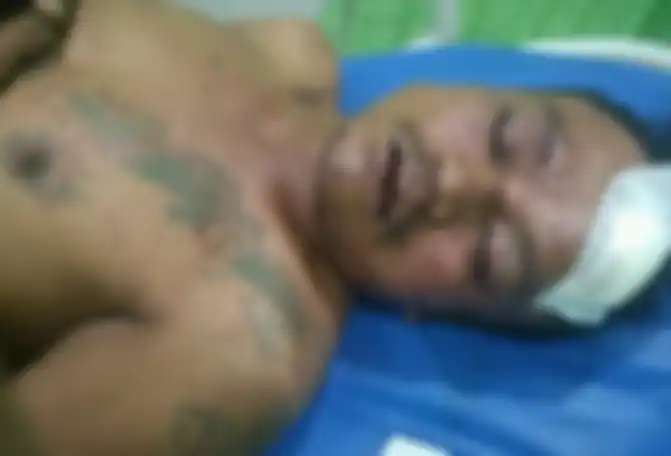 Seorang preman yang tertangkap usai mengeroyok anggota TNI di Medan.