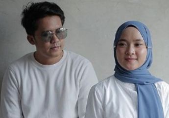 Isu Pernikahannya dengan Nissa Sabyan Masih Menjadi Teka-teki, Ayus Justru Datangi Warung Kopi Berdua dengan sang Vokalis Tanpa Kamal: Kamal Pulang Kampung