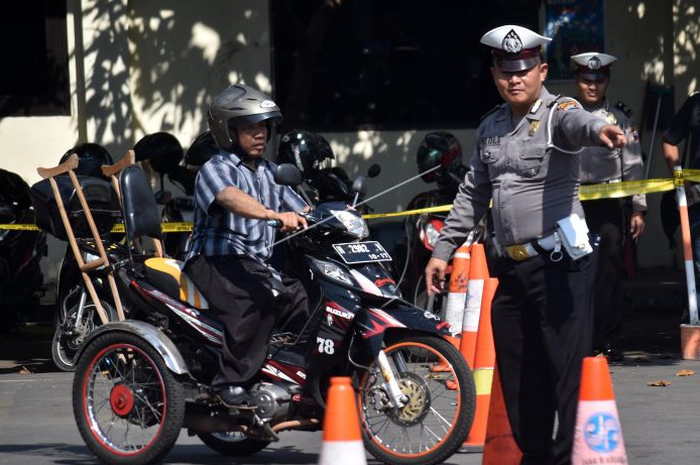 Proses pembuatan SIM D juga ada tes berkendara