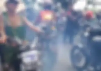 Bikin Dengkul Bergoyang, Video Lagu 'Numpak RX King' Karya Sodiq Monata, Motor 2-tak Legendaris