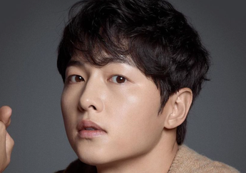 Aktor Song Joong Ki Konfirmasi Akan Menjadi Host di Penghargaan Musik MAMA 2020
