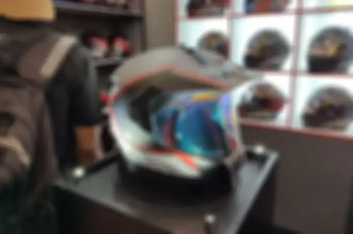 Resmi dirilis Helm NJS S-Cross dijual mulai Rp 890 ribuan. Bisa mulai pre order di IMOS 2022.