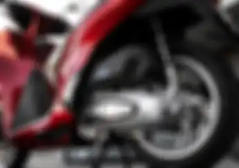 Dikabarkan Pakai Mesin Baru, All New Honda PCX 150 Bakal Lebih Bertenaga dari Yamaha All New NMAX?