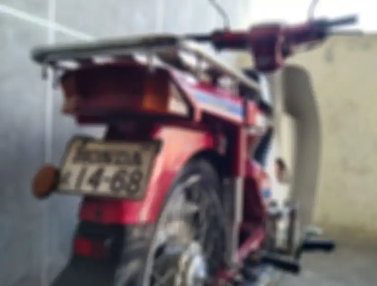 Honda Daelim Citi 100