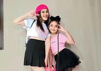 Anak Ayu Ting Ting Histeris Saat Disapa oleh Lisa dan Jisoo BLACKPINK