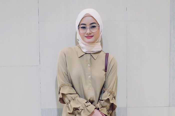 Dinda Hauw 