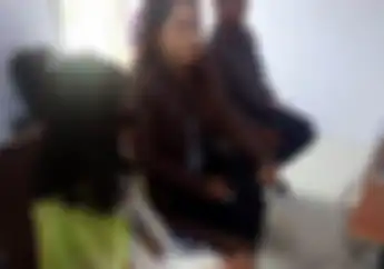 Begal Sadis Kembali Beraksi, Cewek Cantik Dibacok Tangannya, Honda Scoopy Gagal Dibawa Kabur