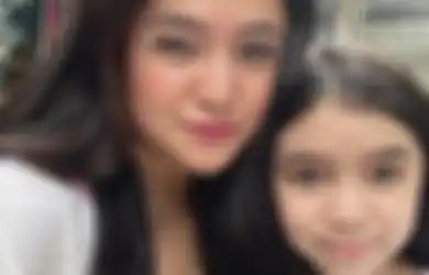 Marshanda Posting Foto Sienna Kasyafani yang Udah Beranjak Remaja, Netizen: Kayak Kembar!