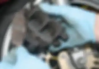 Bingung Cari Kampas Rem Buat Motor yang Sudah Berusia 10 Tahun ? Langsung Datang Aja ke Sini