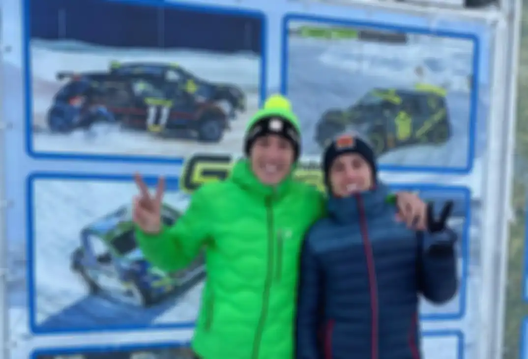 Ilustrasi. Aleix dan Pol Espargaro main balap ekstrem yaitu balal mobil di atas salju alias Trophee Andros. Hal itu mengatasi bosan MotoGP libur sampai Maret mendatang
